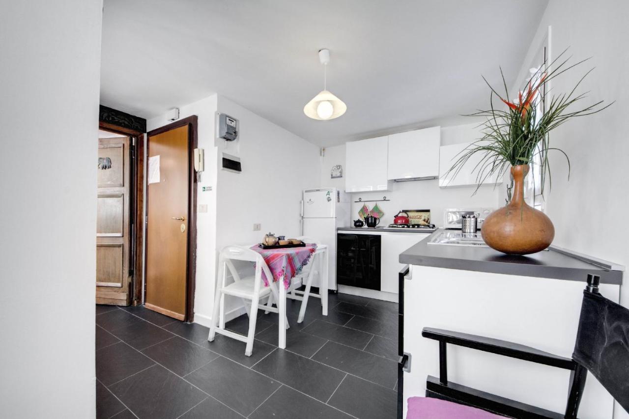 רומא Rhome Apartments Leonina מראה חיצוני תמונה
